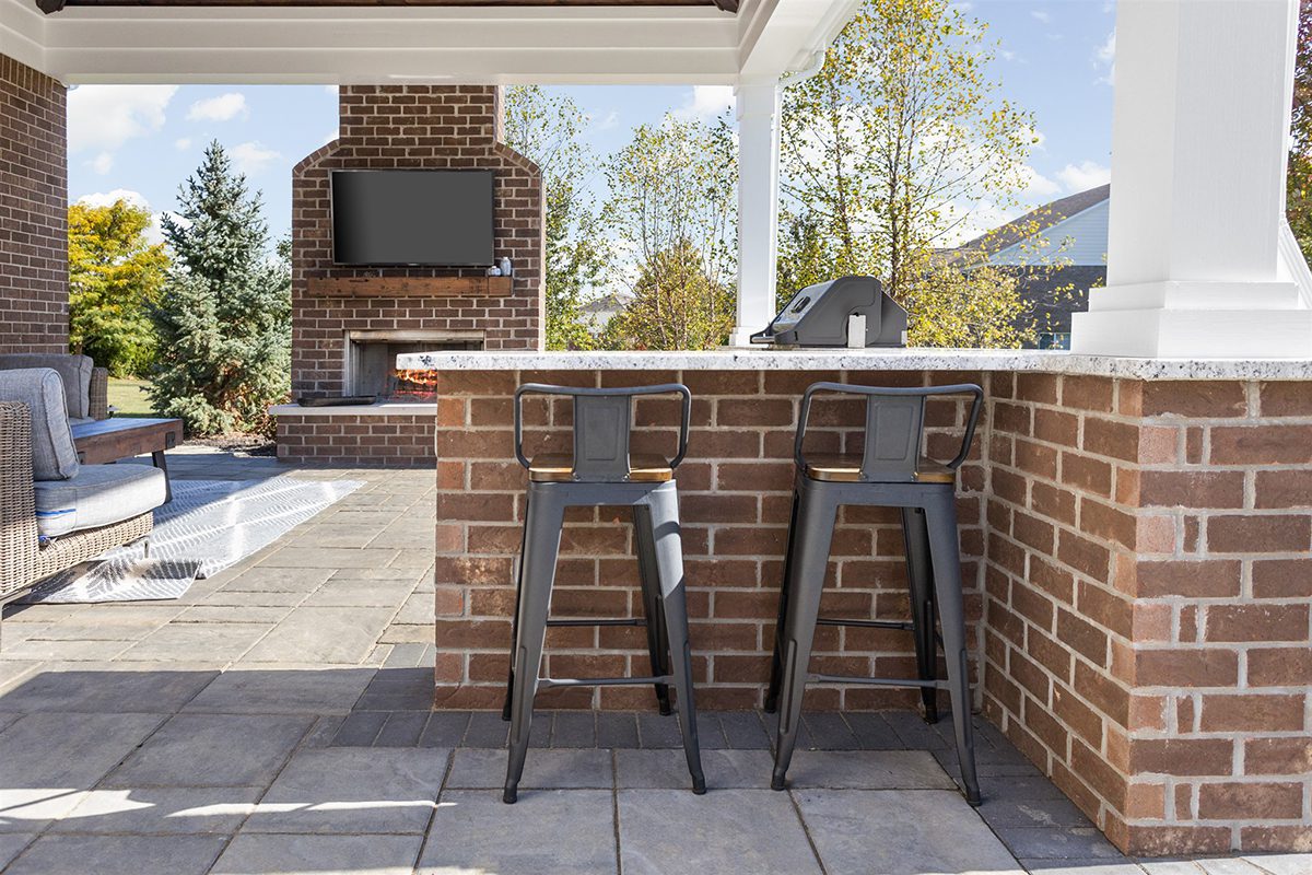 Host the Ultimate Night In at these Home Bars - Worthington Design ...